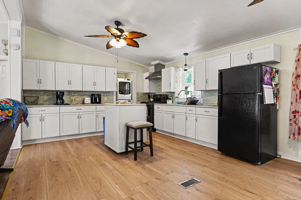 3254 N Euclid Road Bangor Charter Township MI 48706