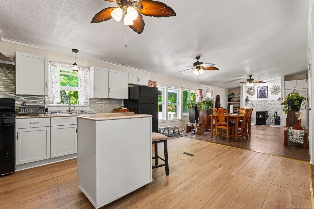 3254 N Euclid Road Bangor Charter Township MI 48706
