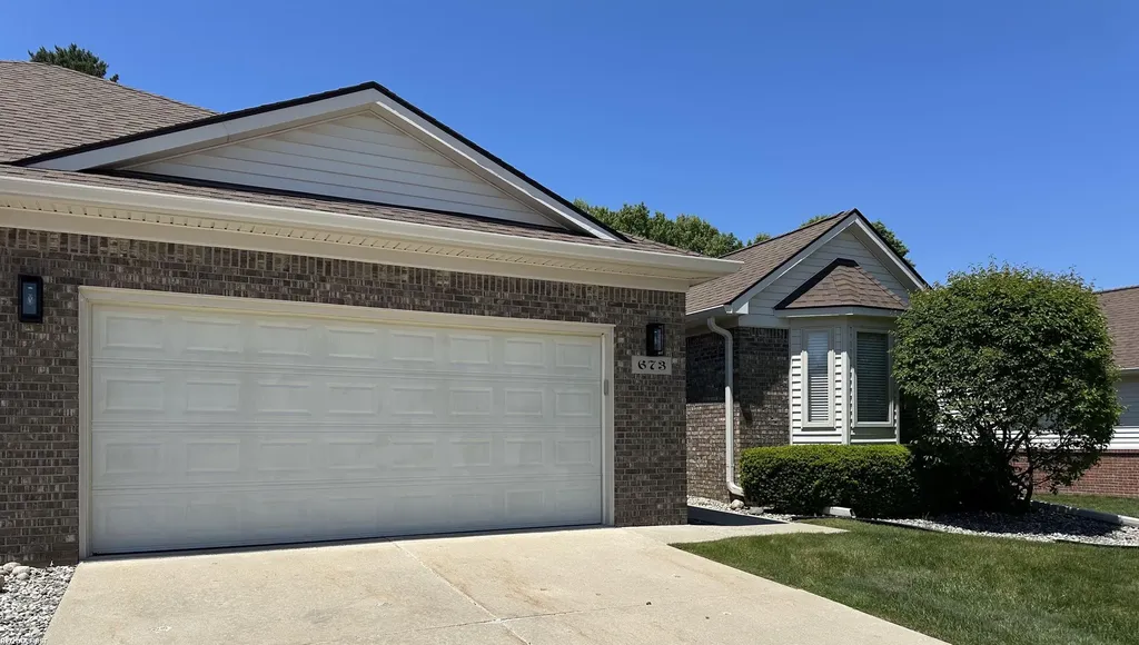 673 W Snowbird Circle St. Clair City MI 48079