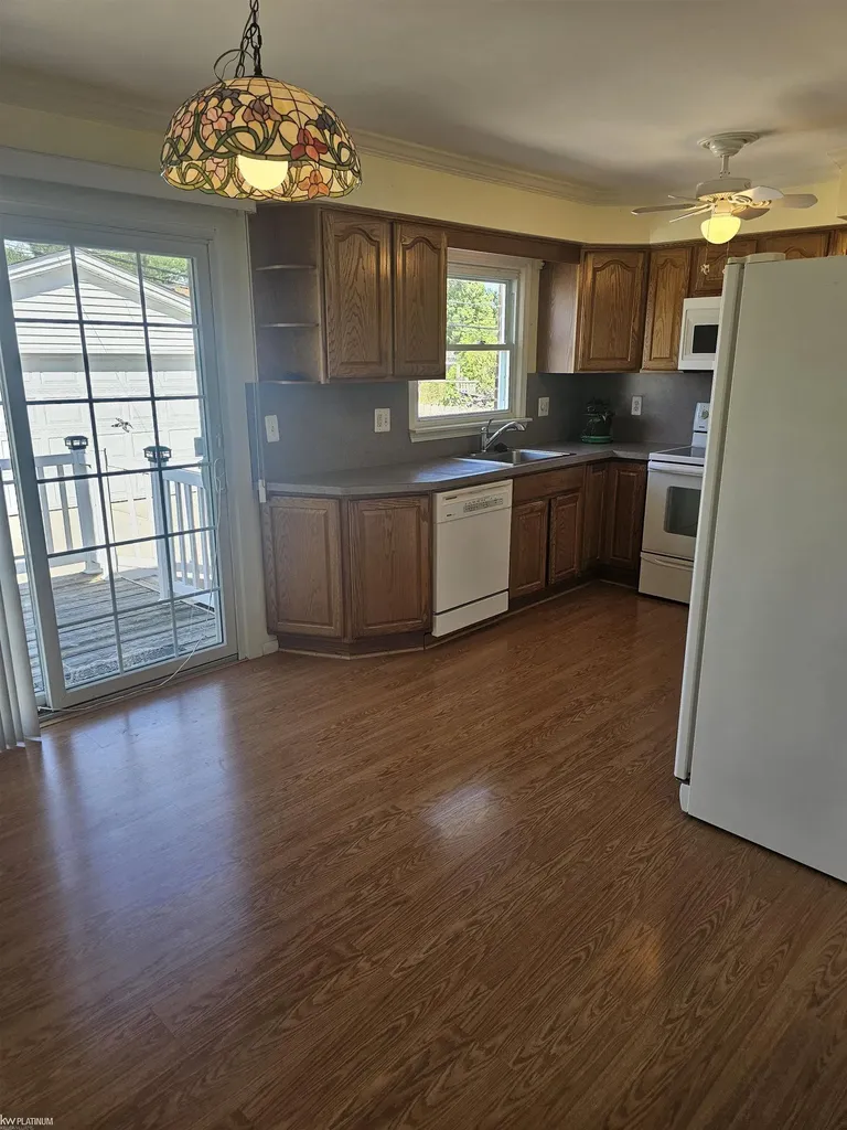 31256 Share Street St. Clair Shores City MI 48082