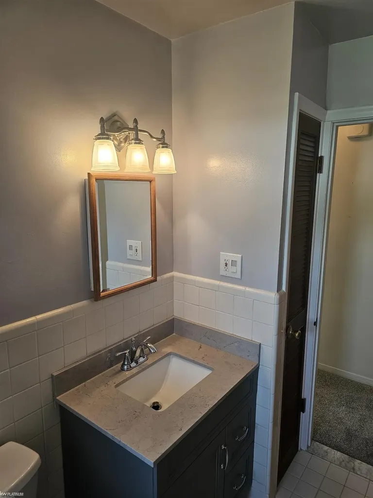 31256 Share Street St. Clair Shores City MI 48082