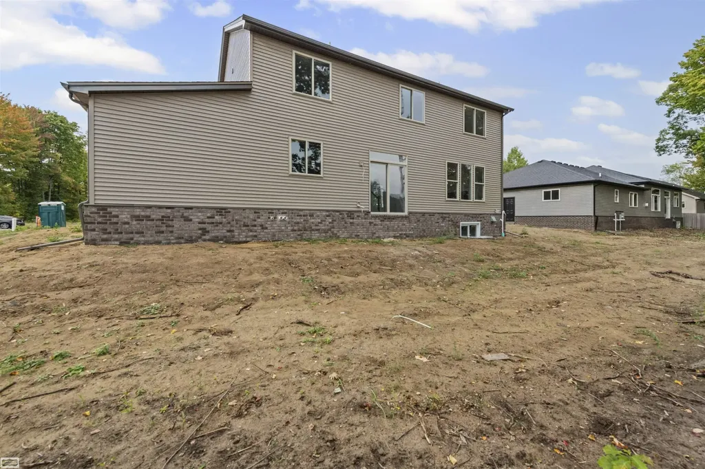 3693 S Athanasia Way Fort Gratiot Charter Township MI 48059