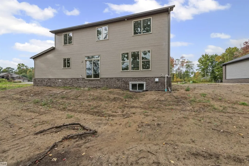 3693 S Athanasia Way Fort Gratiot Charter Township MI 48059