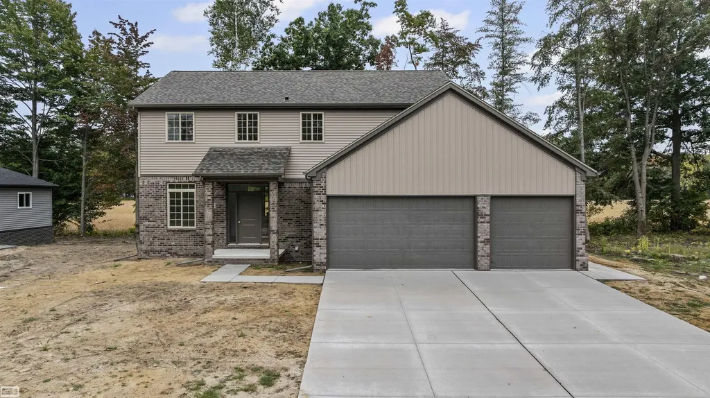 3693 S Athanasia Way Fort Gratiot Charter Township MI 48059