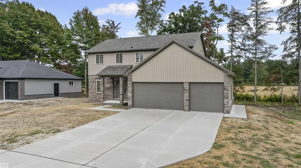 3693 S Athanasia Way Fort Gratiot Charter Township MI 48059