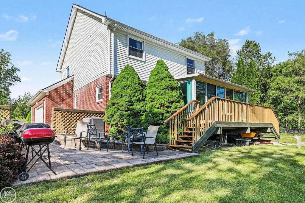 14270 31 Mile Road Washington Township MI 48095