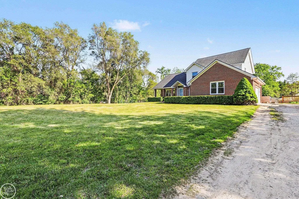 14270 31 Mile Road Washington Township MI 48095