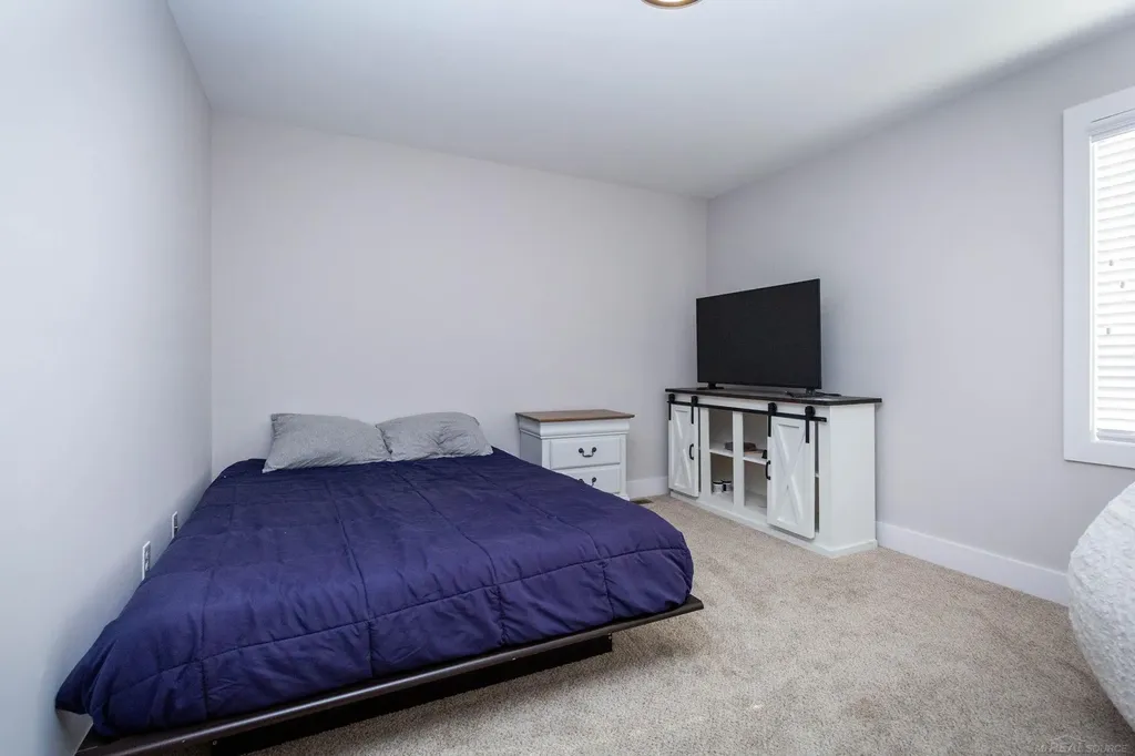 19221 Thompson Drive Macomb Township MI 48042