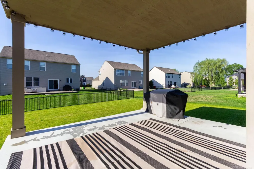 19221 Thompson Drive Macomb Township MI 48042