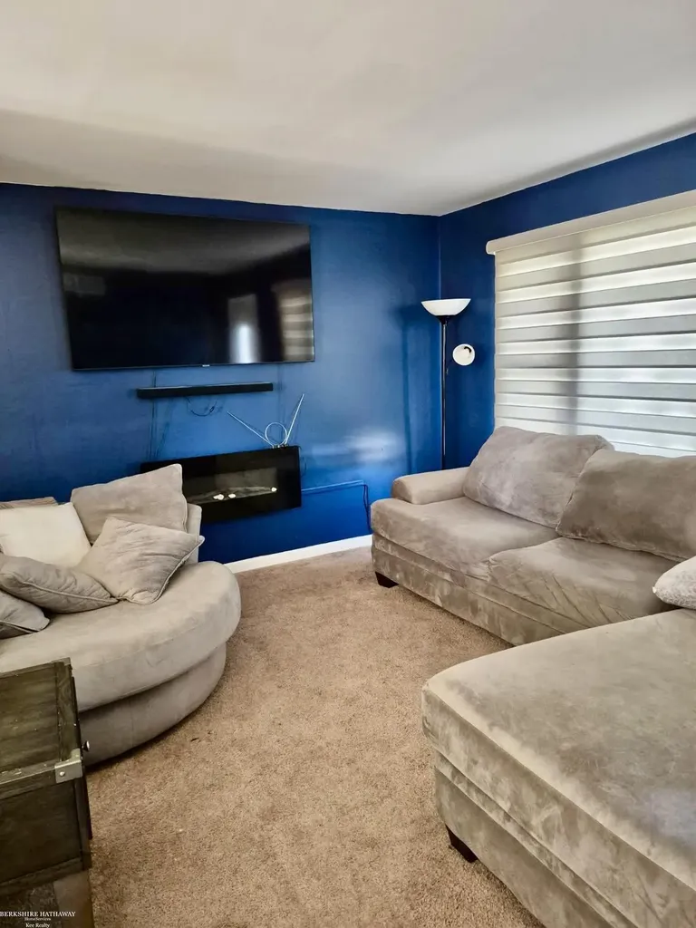 25841 Lehner Court Roseville City MI 48066