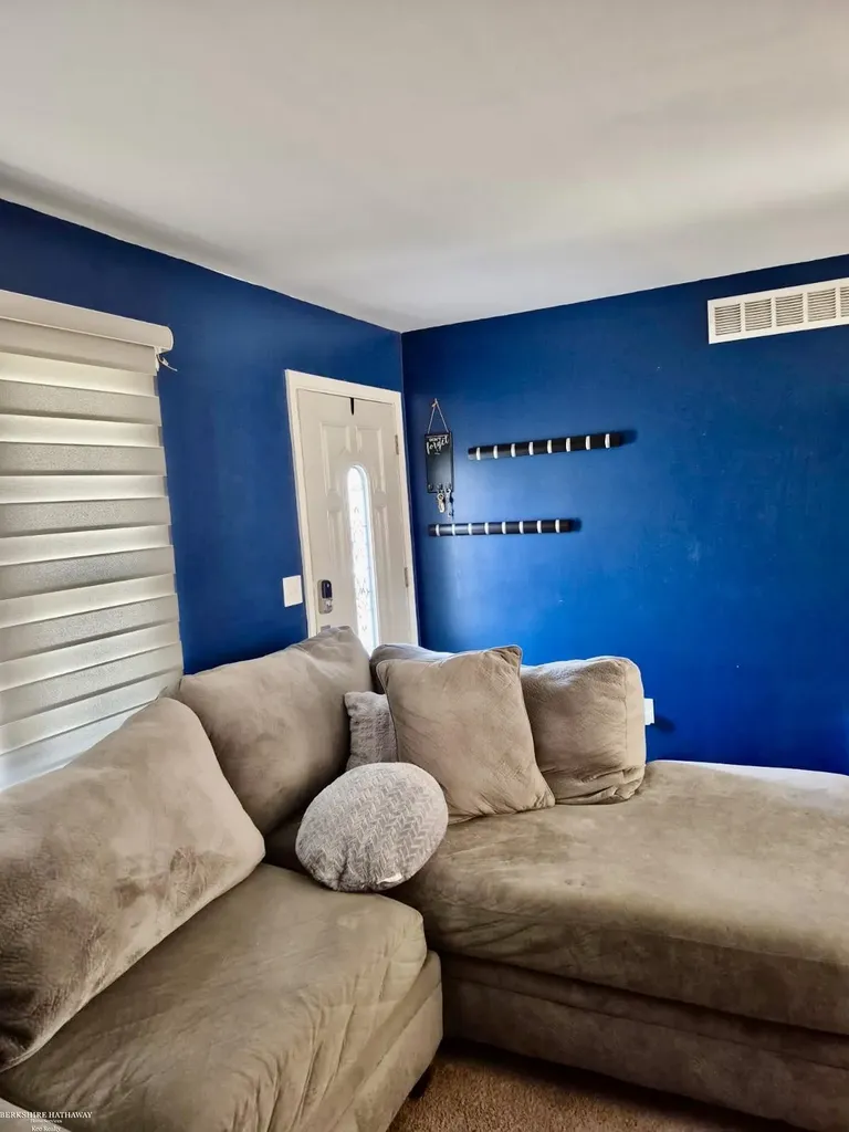 25841 Lehner Court Roseville City MI 48066