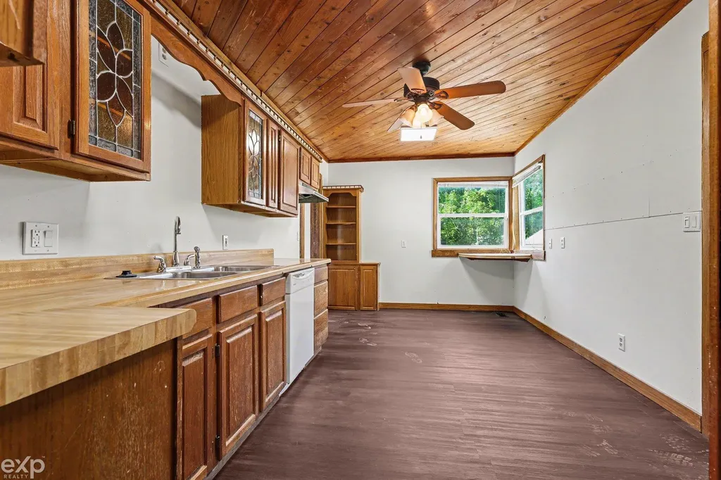 1708 S Chilson Street Bay City City MI 48706