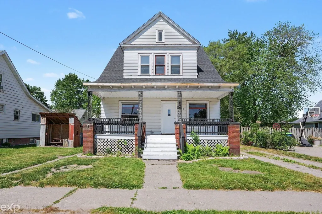 1708 S Chilson Street Bay City City MI 48706