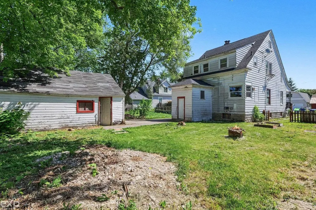 1708 S Chilson Street Bay City City MI 48706