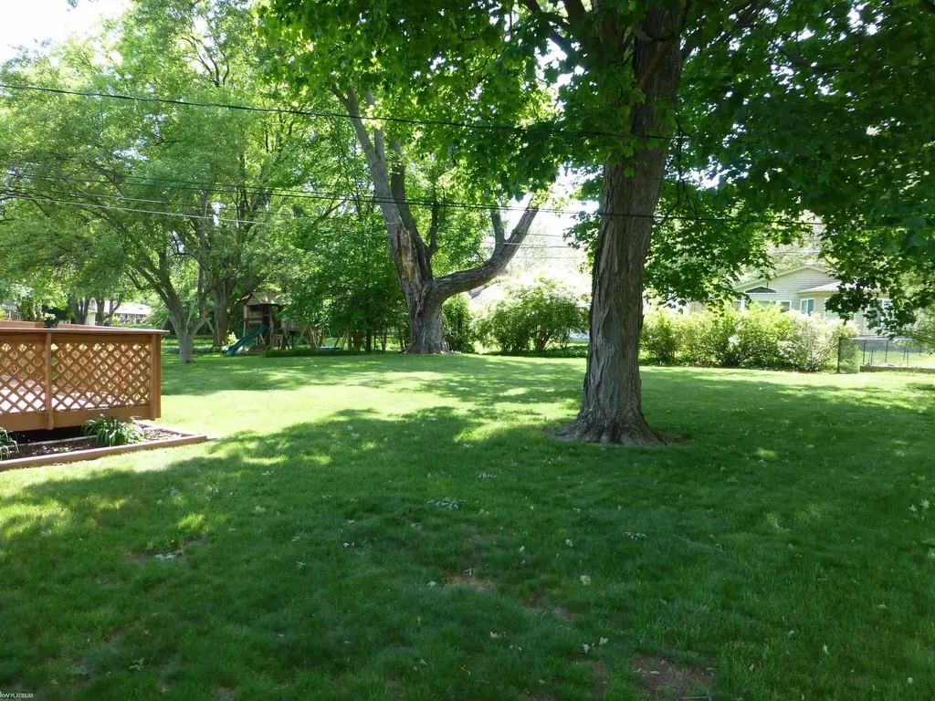 16117 Alpine Drive Livonia City MI 48154