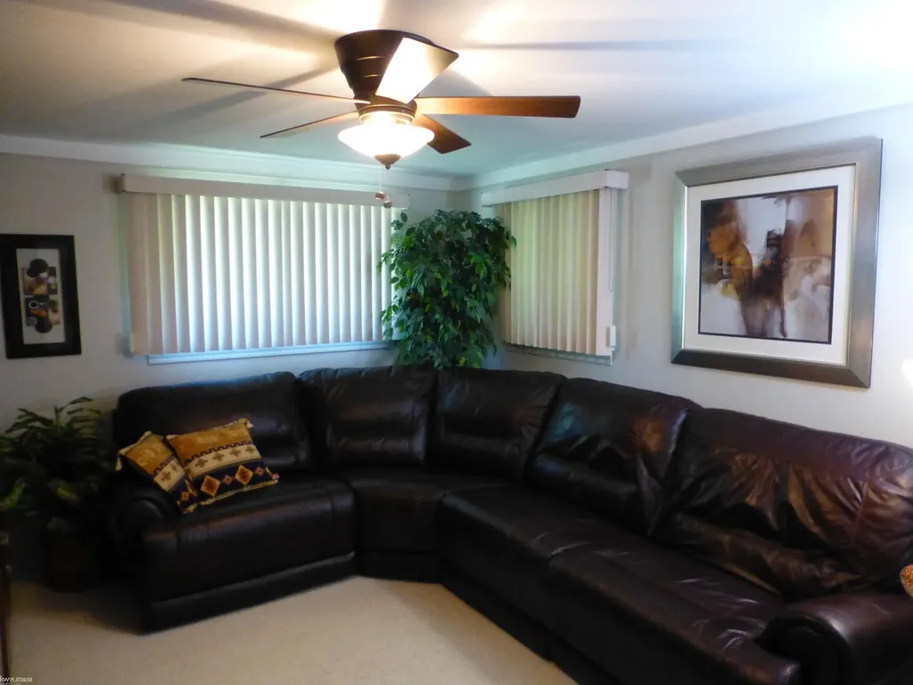 16117 Alpine Drive Livonia City MI 48154