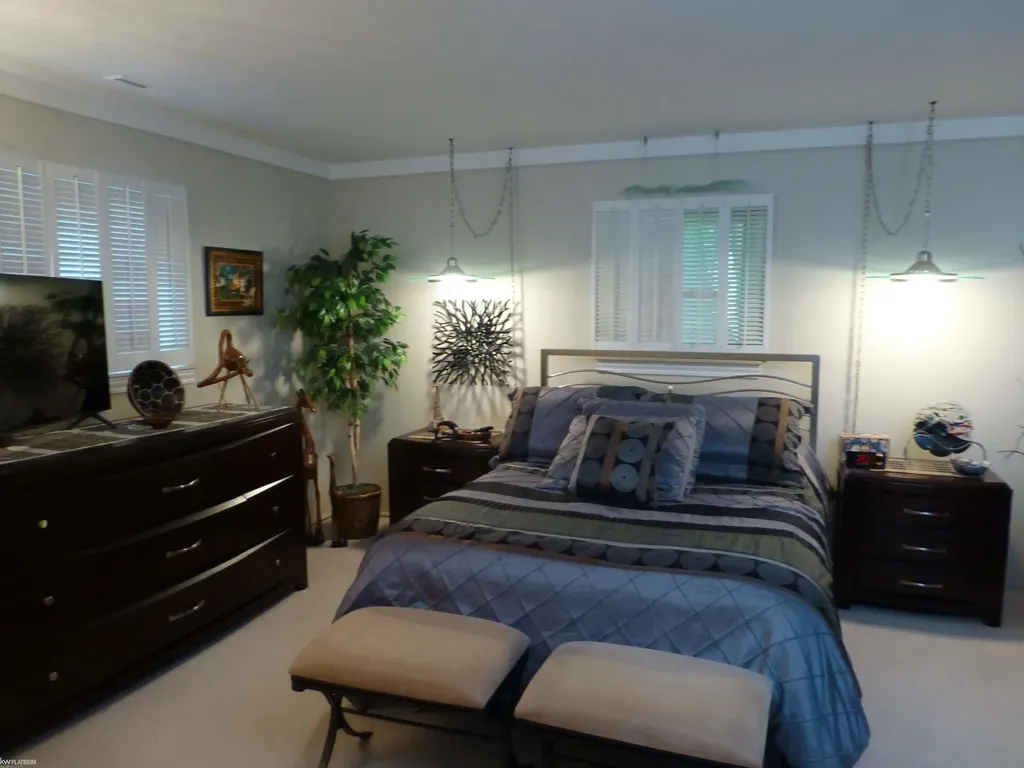 16117 Alpine Drive Livonia City MI 48154