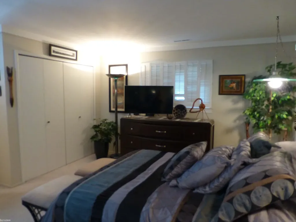 16117 Alpine Drive Livonia City MI 48154