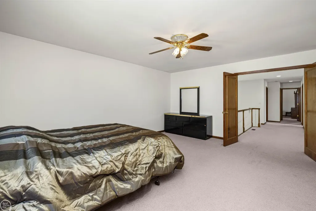 48430 Montelepre Drive Shelby Charter Township MI 48315