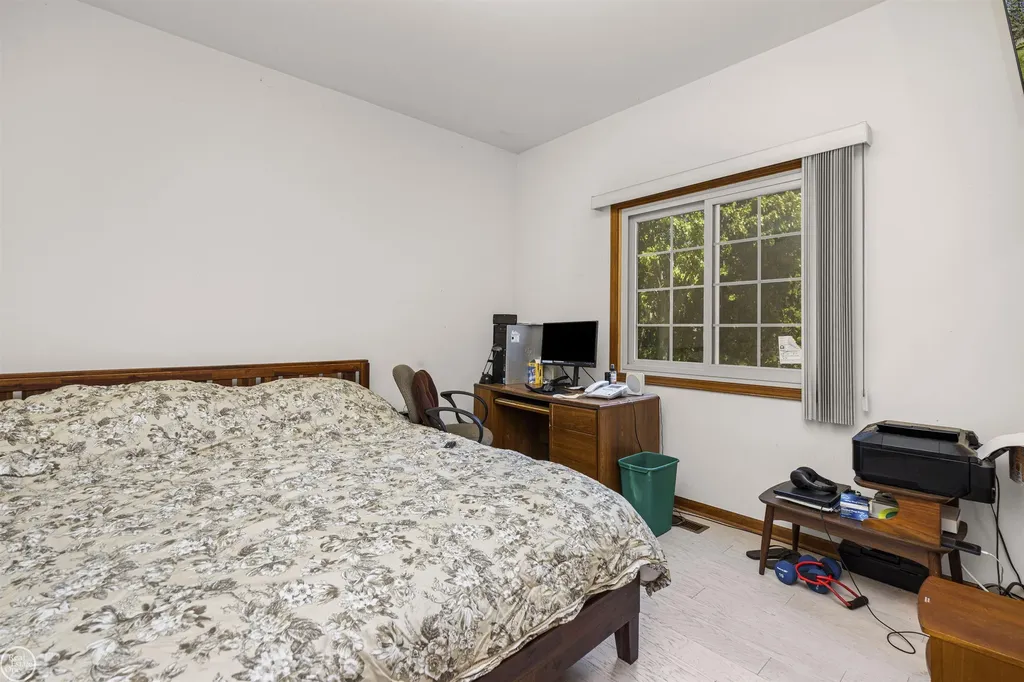 48430 Montelepre Drive Shelby Charter Township MI 48315