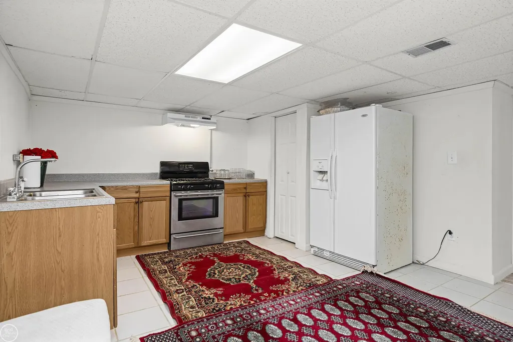 48430 Montelepre Drive Shelby Charter Township MI 48315