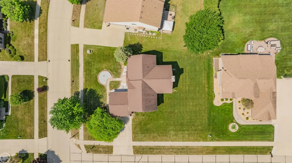 48430 Montelepre Drive Shelby Charter Township MI 48315