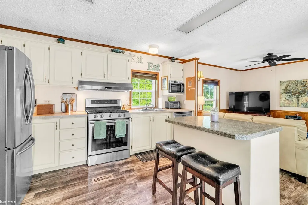 6333 Griswold Road Kimball Township MI 48074