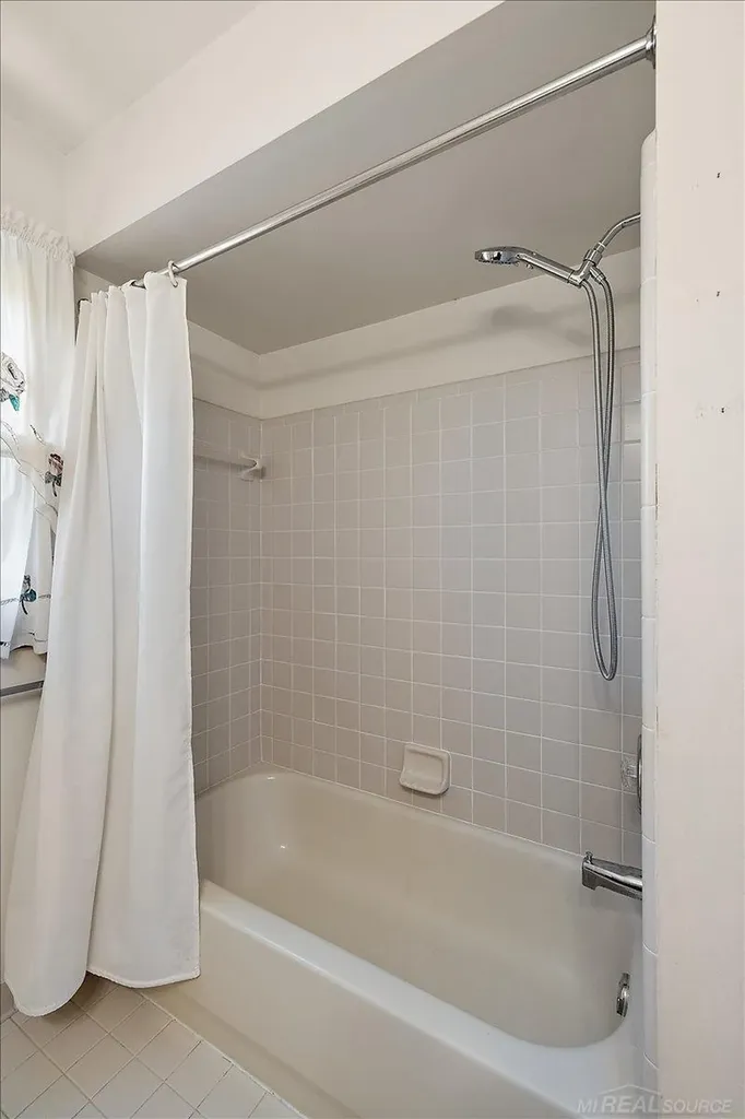 17836 Nick Drive Macomb Township MI 48044