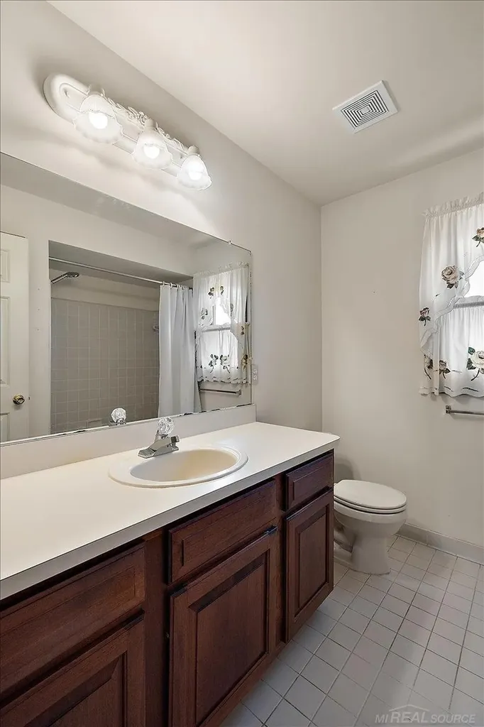 17836 Nick Drive Macomb Township MI 48044