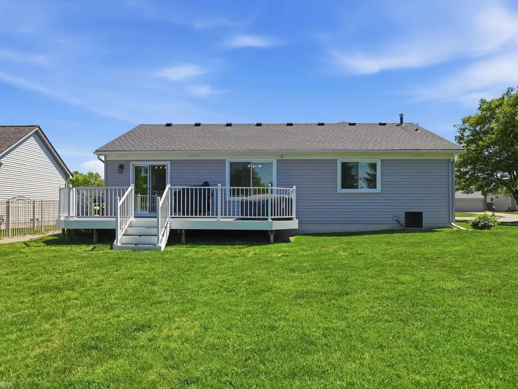 27555 Cedar Glen Drive Chesterfield Township MI 48051