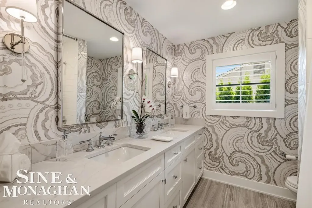 27 Shorecrest Circle Village Of Grosse Pointe Shores City MI 48236