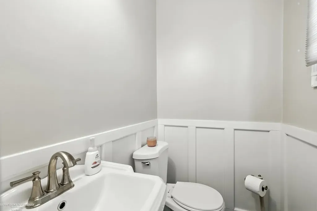 42011 Clayton Street Clinton Charter Township MI 48038