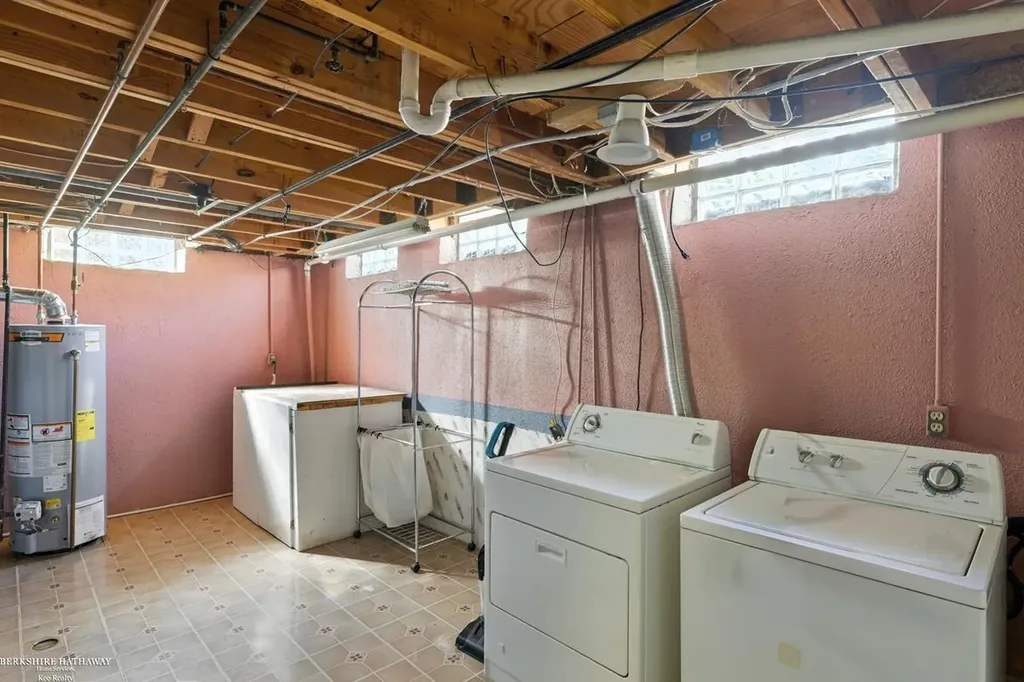 42011 Clayton Street Clinton Charter Township MI 48038