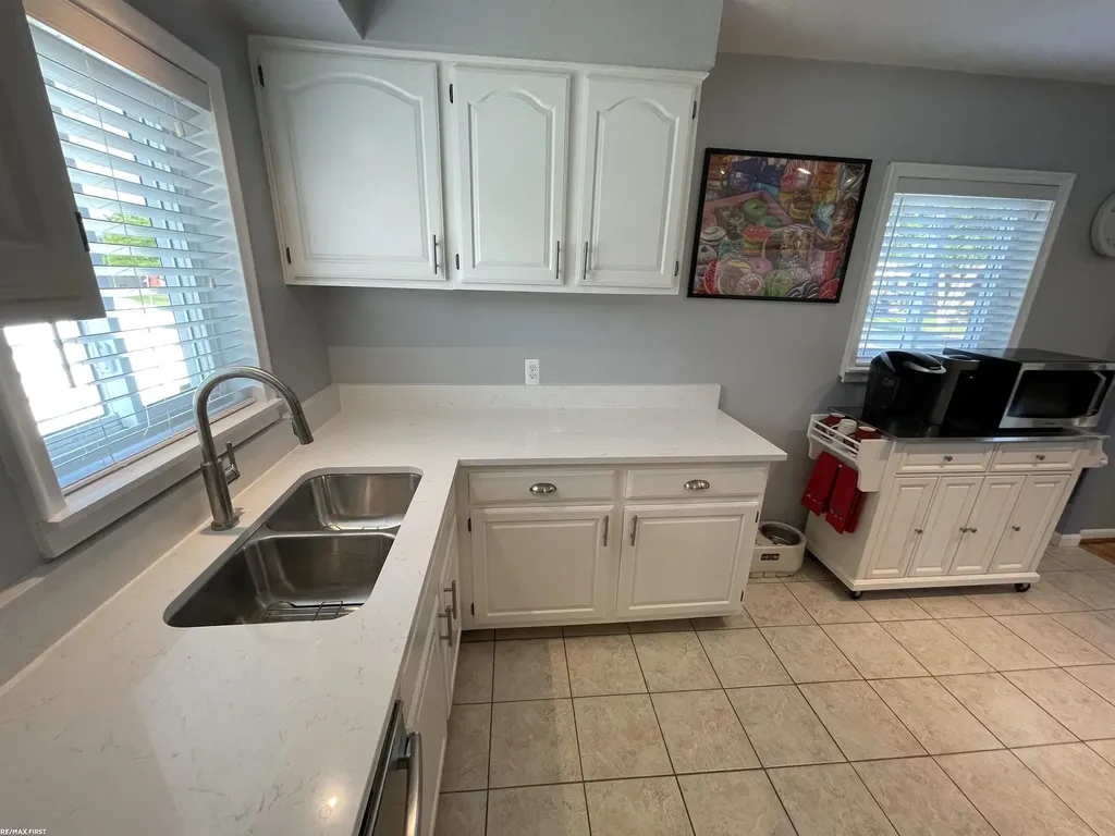 22225 Love Street St. Clair Shores City MI 48082