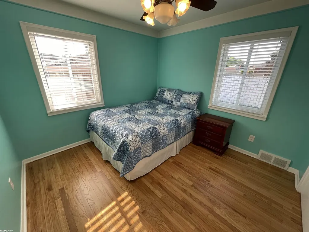 22225 Love Street St. Clair Shores City MI 48082