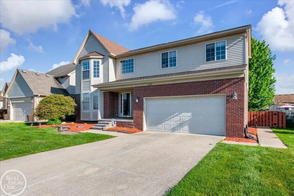 32058 Shadywood Drive Chesterfield Township MI 48047