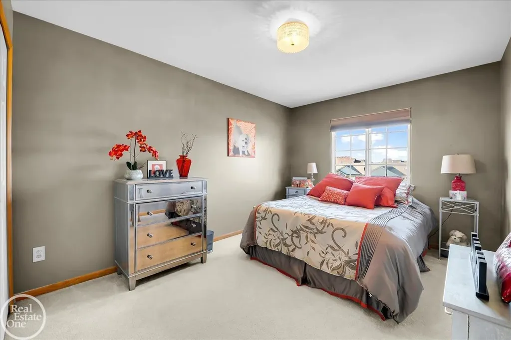 32058 Shadywood Drive Chesterfield Township MI 48047