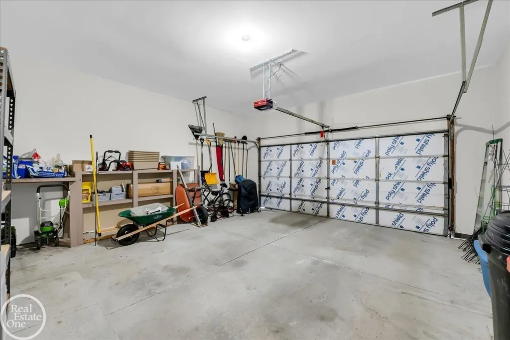 32058 Shadywood Drive Chesterfield Township MI 48047