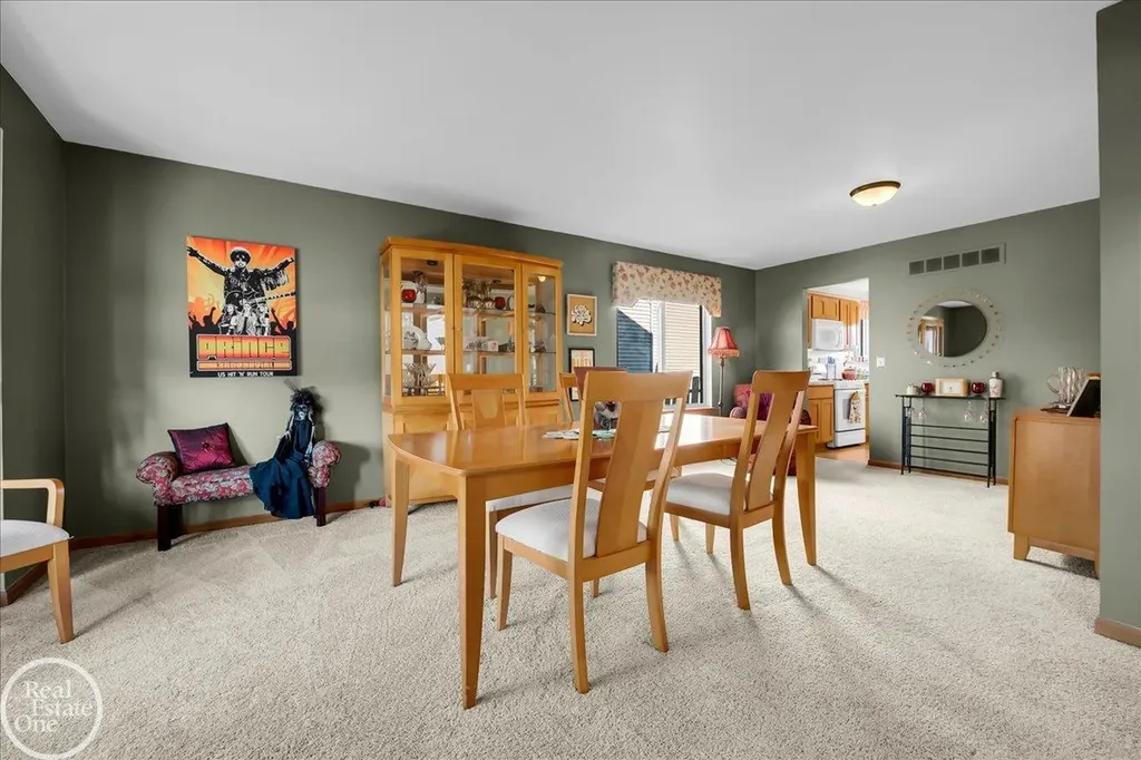 32058 Shadywood Drive Chesterfield Township MI 48047