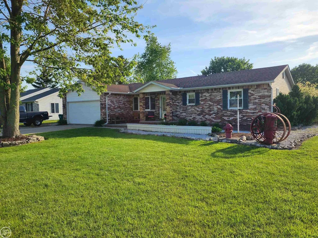 2919 Eastland Drive Port Huron Charter Township MI 48060