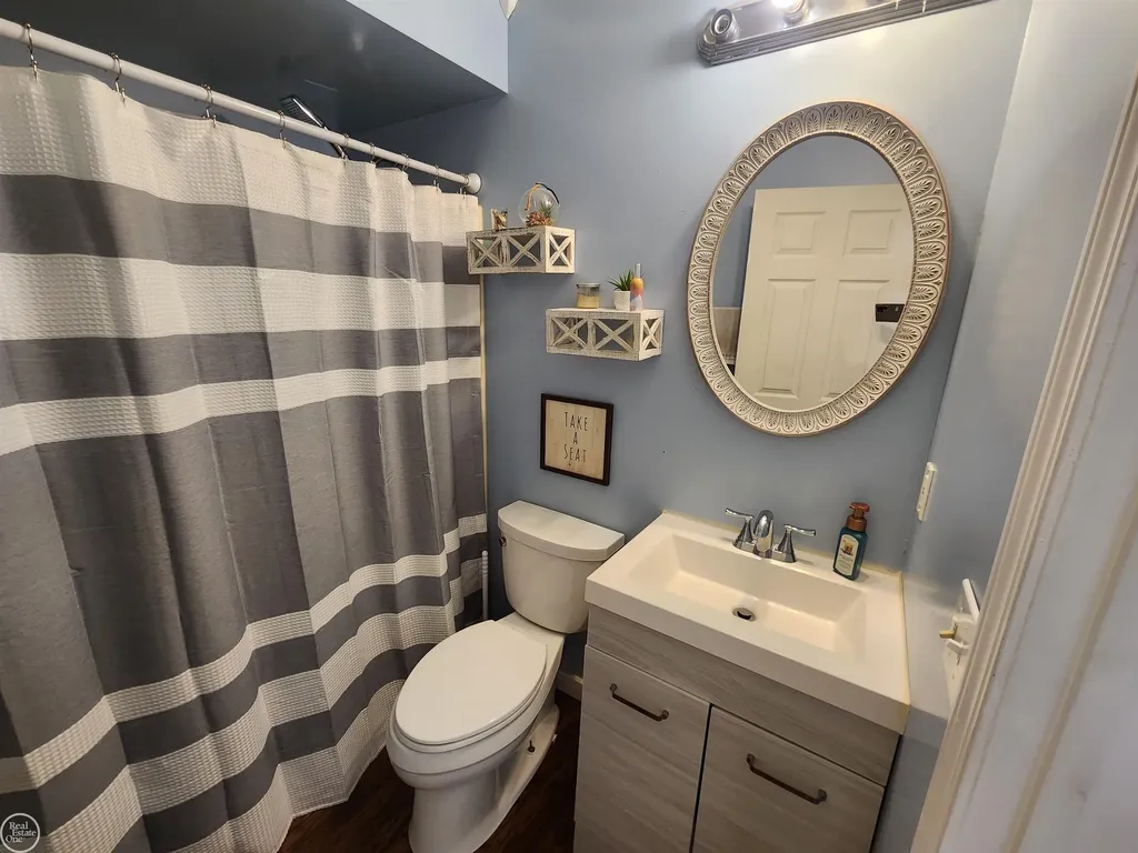 2919 Eastland Drive Port Huron Charter Township MI 48060