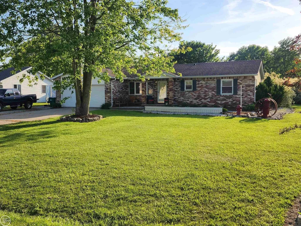 2919 Eastland Drive Port Huron Charter Township MI 48060