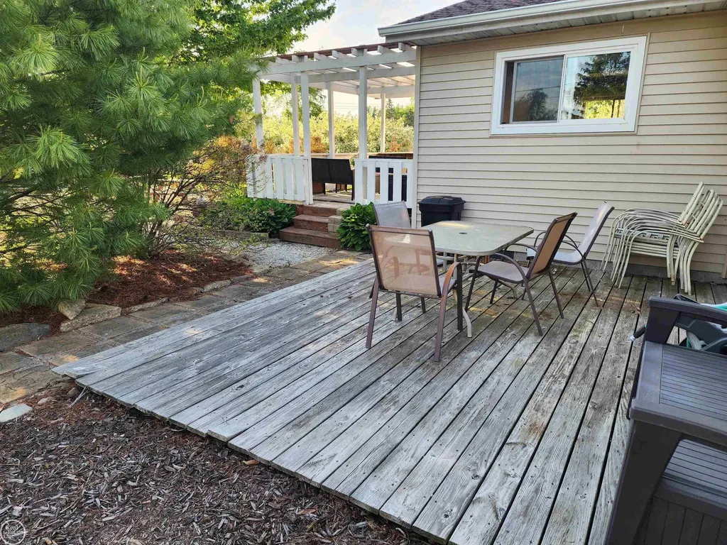 2919 Eastland Drive Port Huron Charter Township MI 48060
