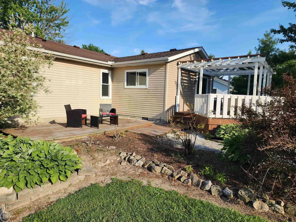 2919 Eastland Drive Port Huron Charter Township MI 48060