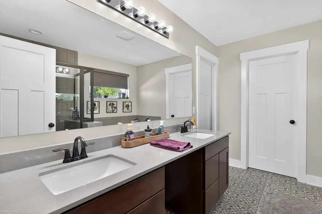 51491 Water Mark Drive Macomb Township MI 48042