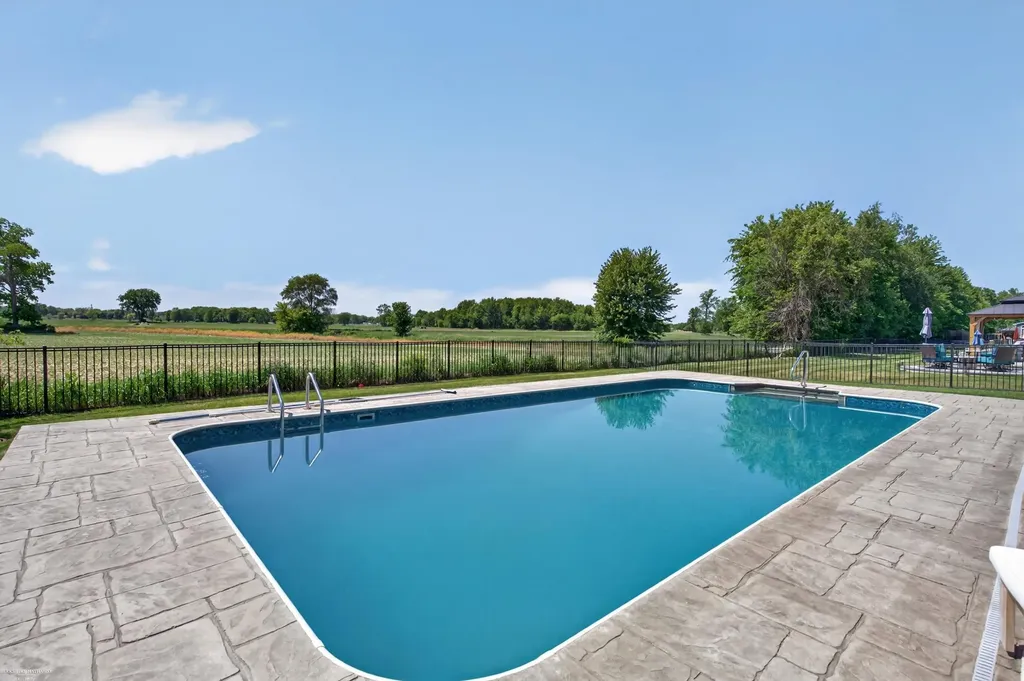 51491 Water Mark Drive Macomb Township MI 48042
