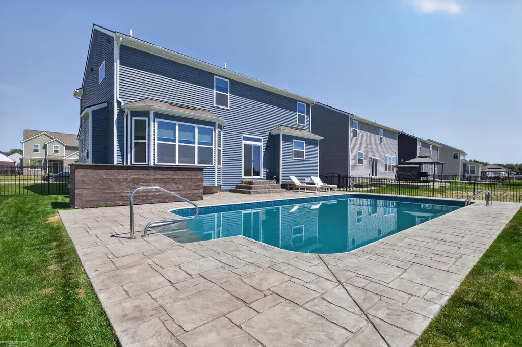 51491 Water Mark Drive Macomb Township MI 48042