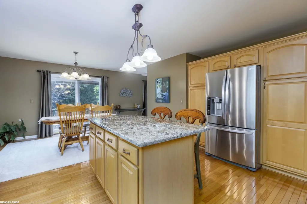 51205 Christine Court Shelby Charter Township MI 48316