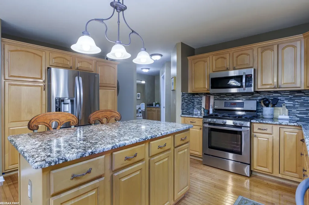 51205 Christine Court Shelby Charter Township MI 48316