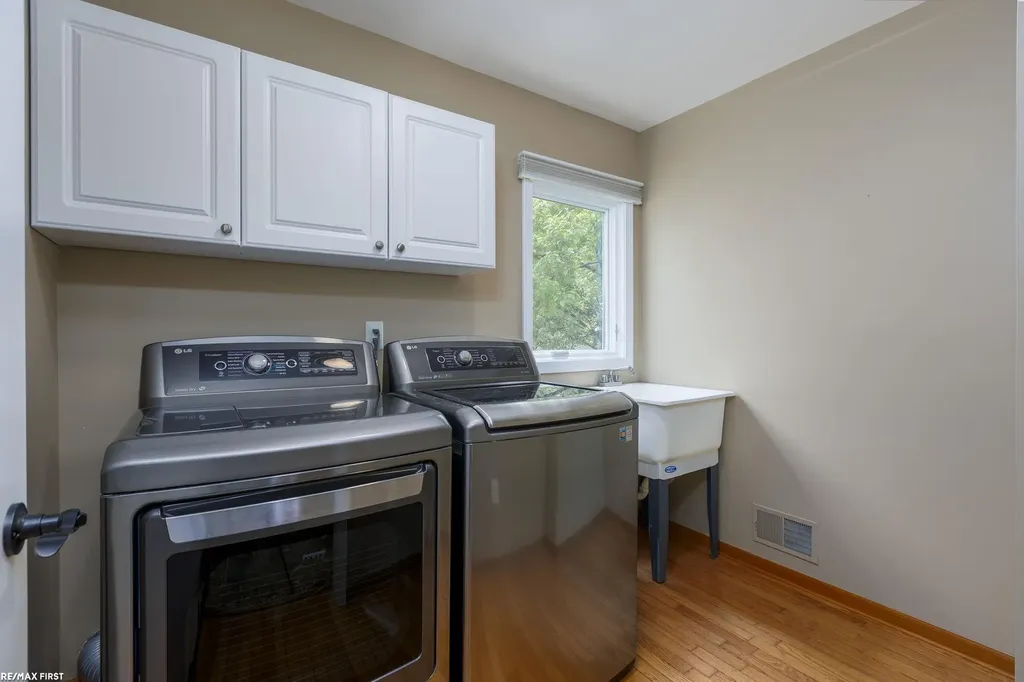 51205 Christine Court Shelby Charter Township MI 48316